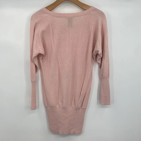Talula Pullover Sweater‎ Womens Size Small Pink Cashmere Rabbit Hair Aritzia - Picture 7 of 12